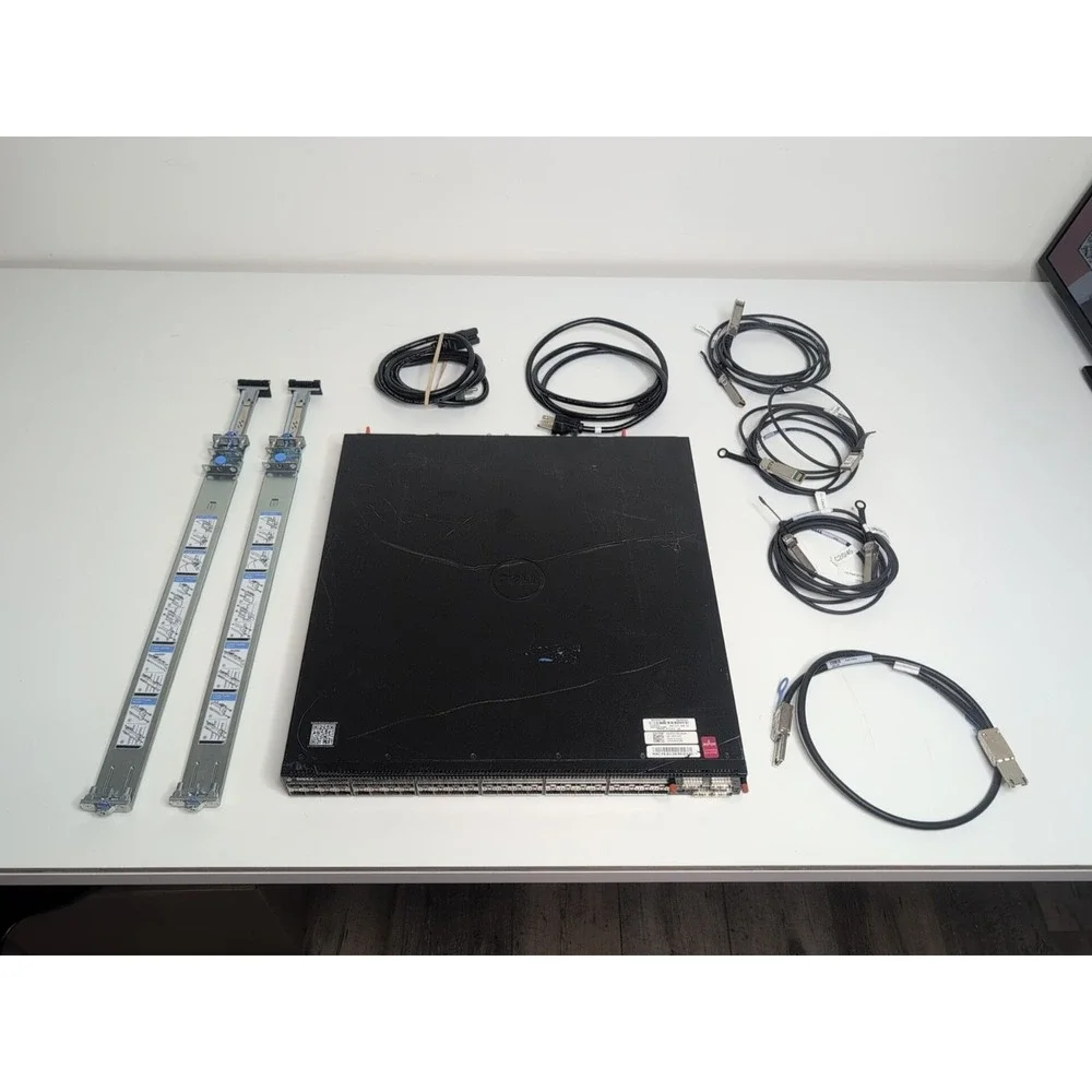 Dell PowerConnect 8164F 48-Port 10GbE SFP+ / 2-Port 40GbE QSFP+ Switch w/ Cables